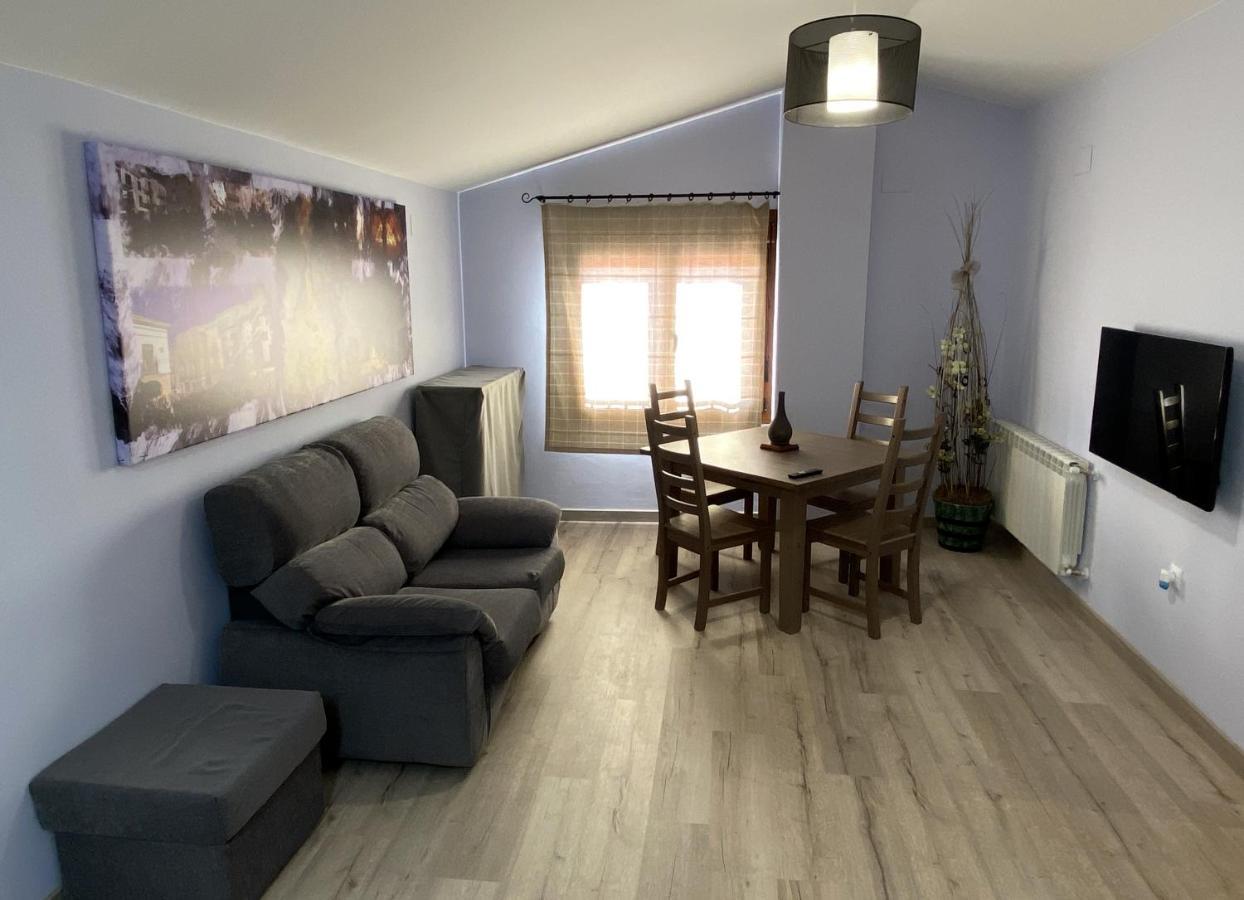 Apartamentos De Turismo Rural Las Eras Castelserás Екстериор снимка