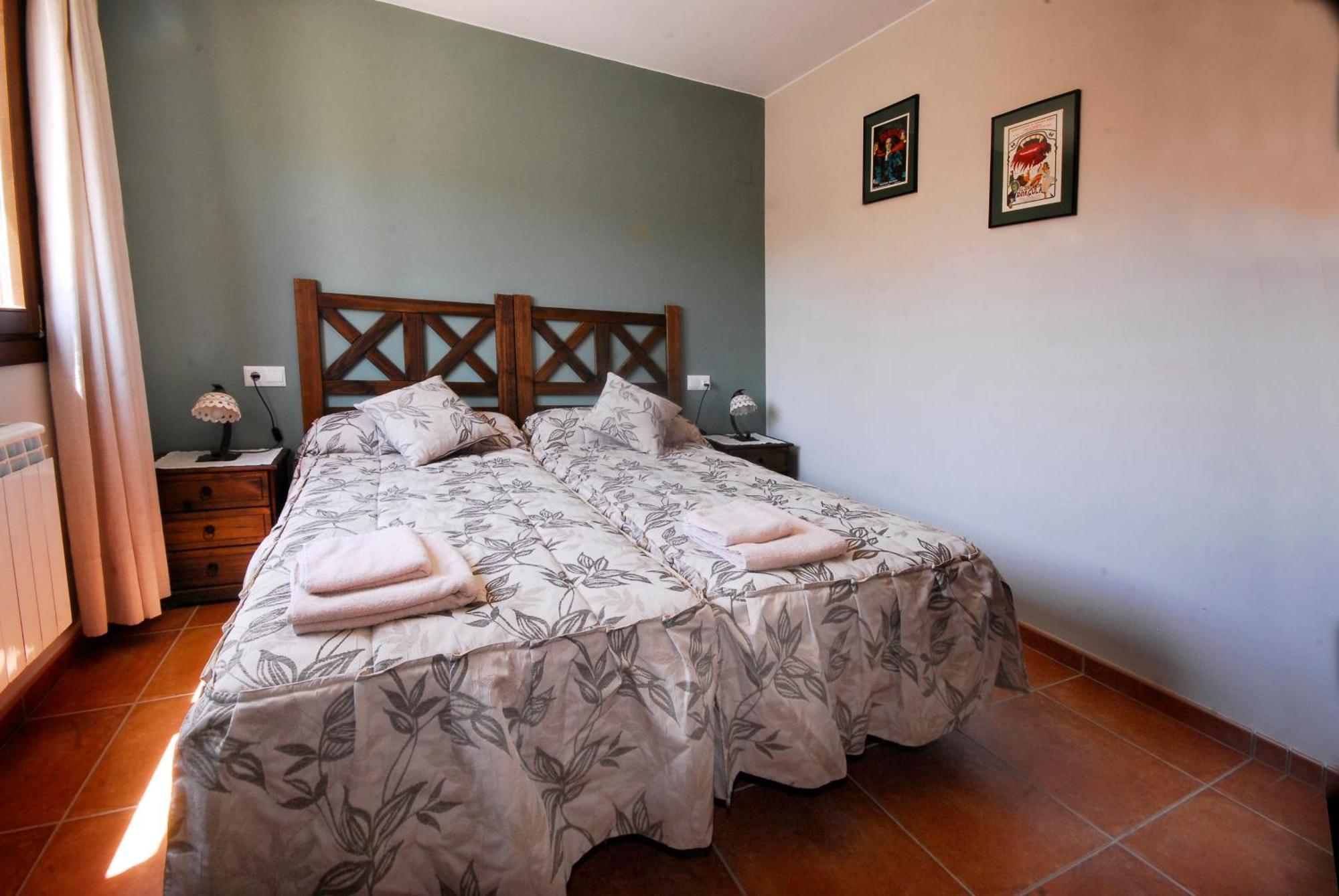 Apartamentos De Turismo Rural Las Eras Castelserás Стая снимка