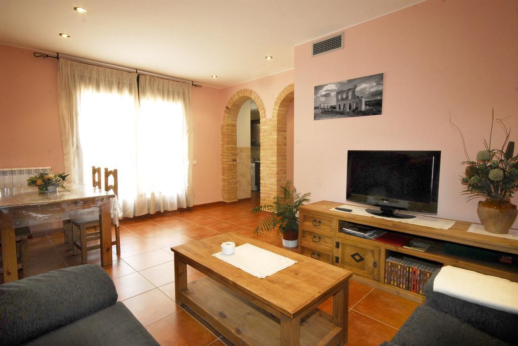 Apartamentos De Turismo Rural Las Eras Castelserás Екстериор снимка