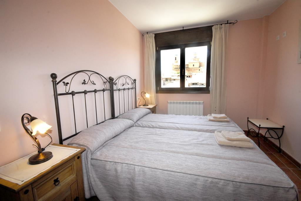 Apartamentos De Turismo Rural Las Eras Castelserás Екстериор снимка