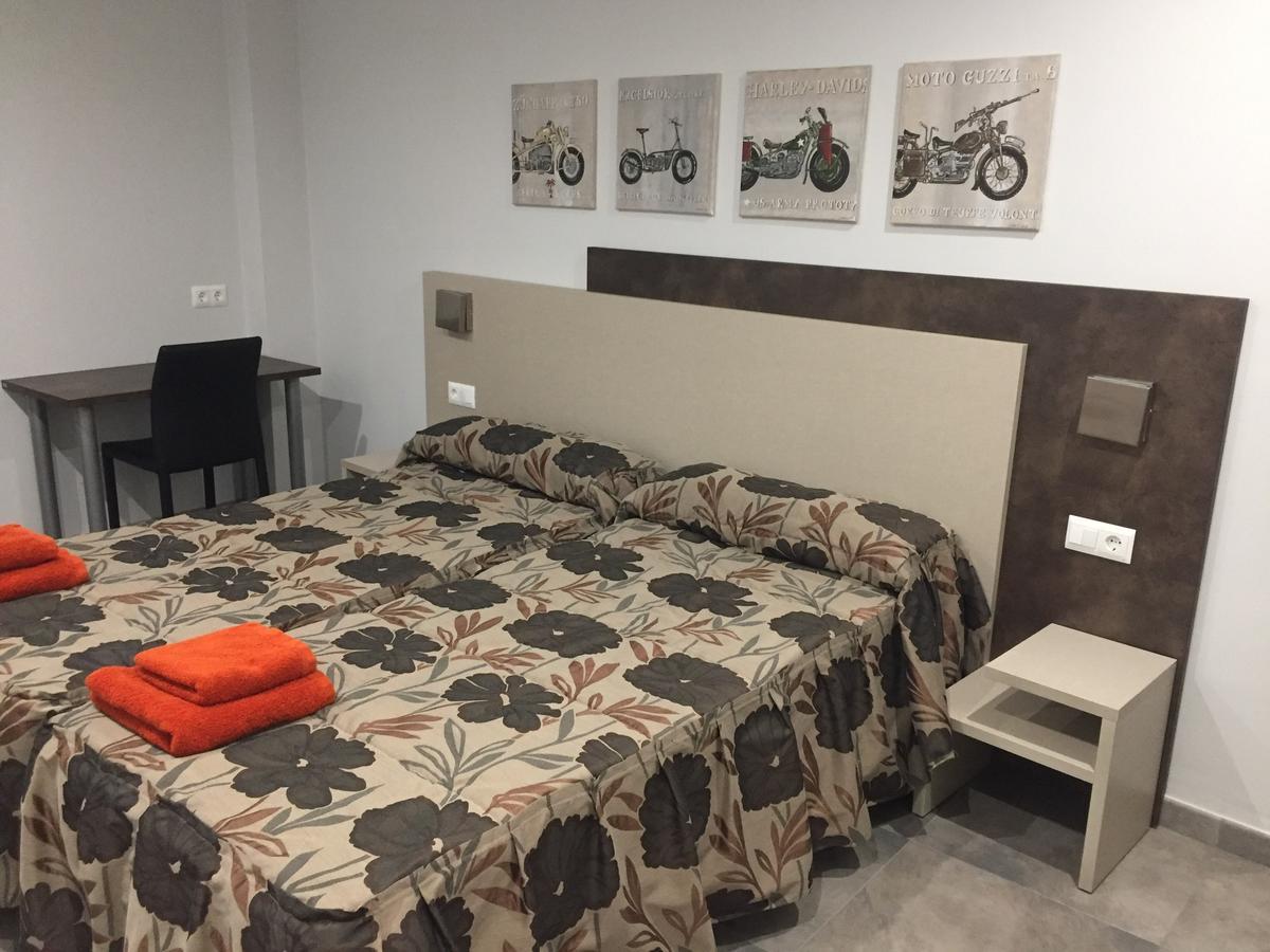 Apartamentos De Turismo Rural Las Eras Castelserás Екстериор снимка