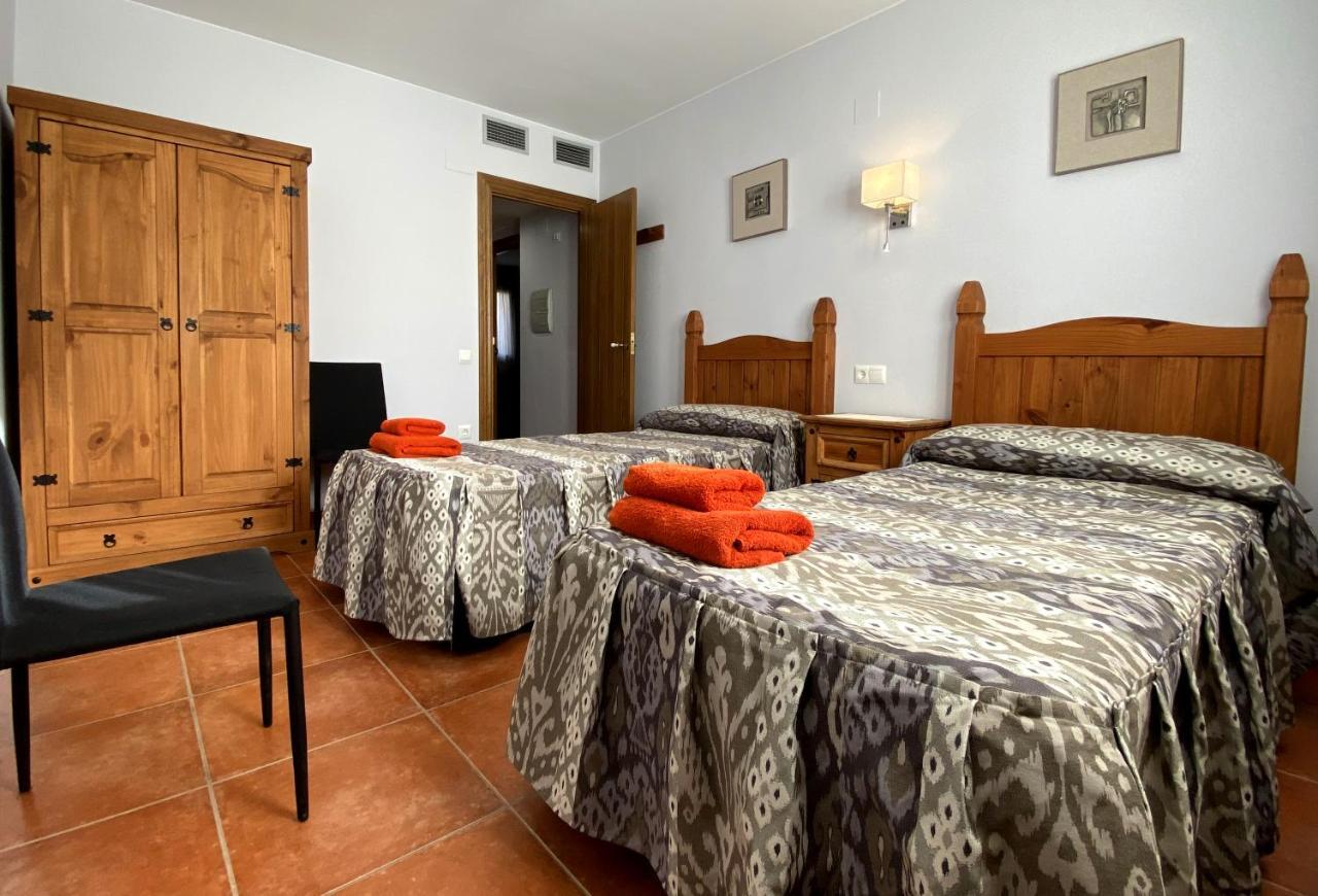 Apartamentos De Turismo Rural Las Eras Castelserás Екстериор снимка